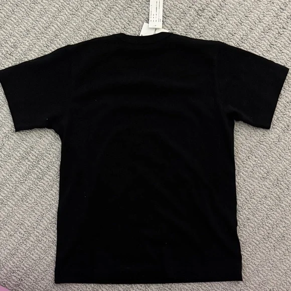 Comme des Garcons PLAY Black Tee with Double Red Heart - Picture 3 of 3